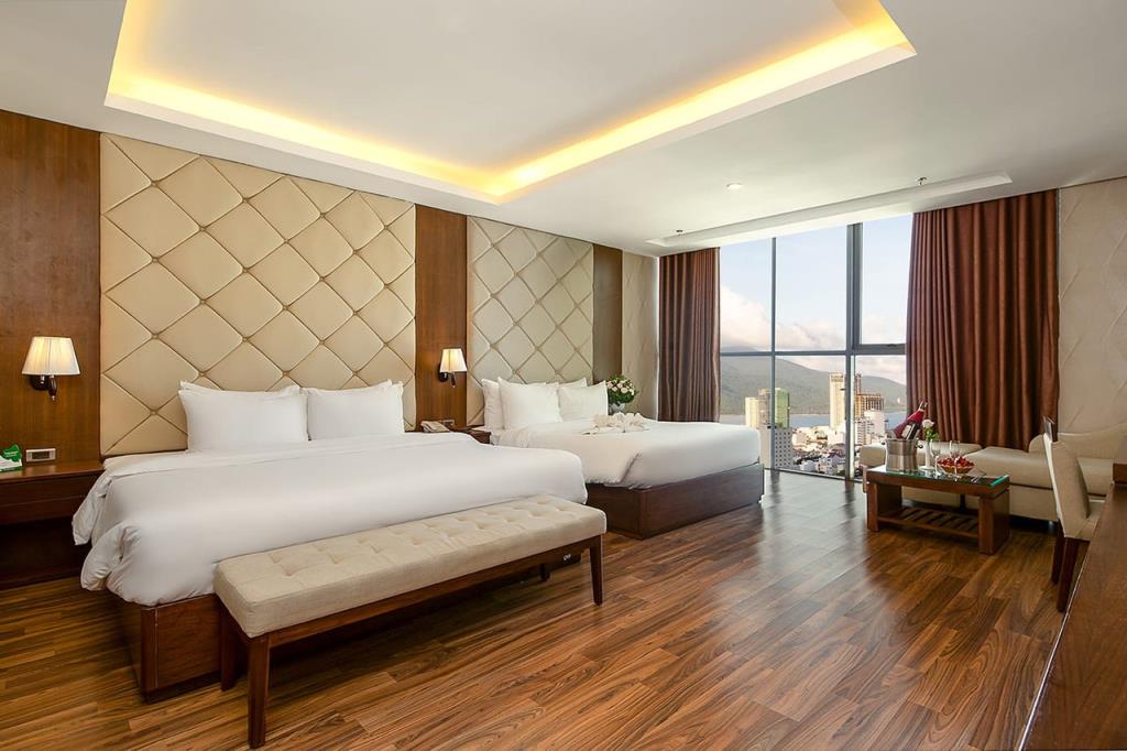 Phòng Grand Family - Luxtery Hotel