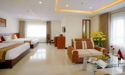 FAMILY CONNECTING ROOM - Khách Sạn Quốc Cường Center Đà Nẵng