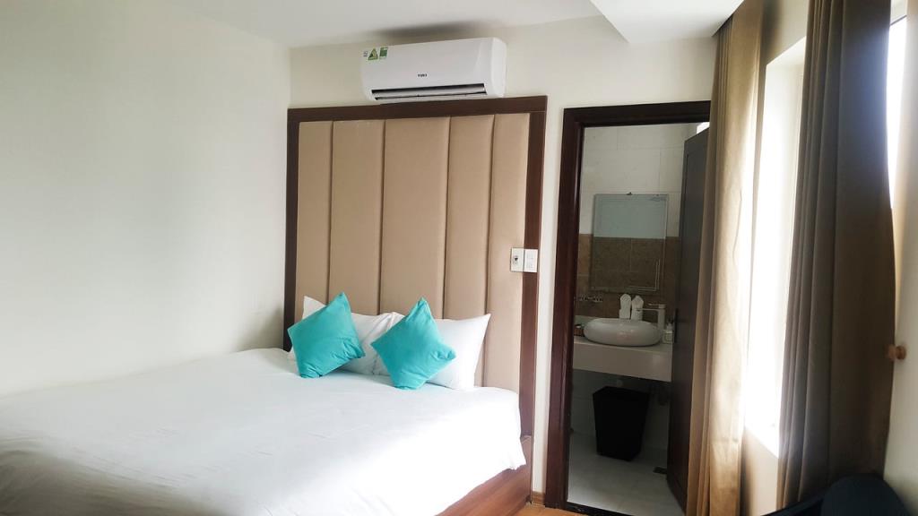 Small Double Room - Khách Sạn Pariat River Front Đà Nẵng