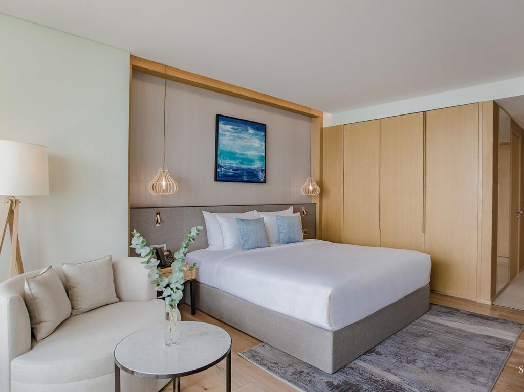 Superior King City View - Khách sạn Sel De Mer Đà Nẵng