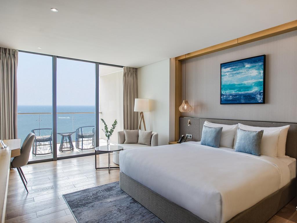 Superior King Ocean View - Khách sạn Sel De Mer Đà Nẵng