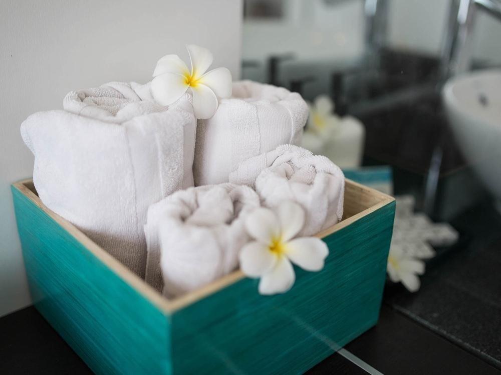 Phòng Standard Twin City View - Khách Sạn Flora Đà Nẵng