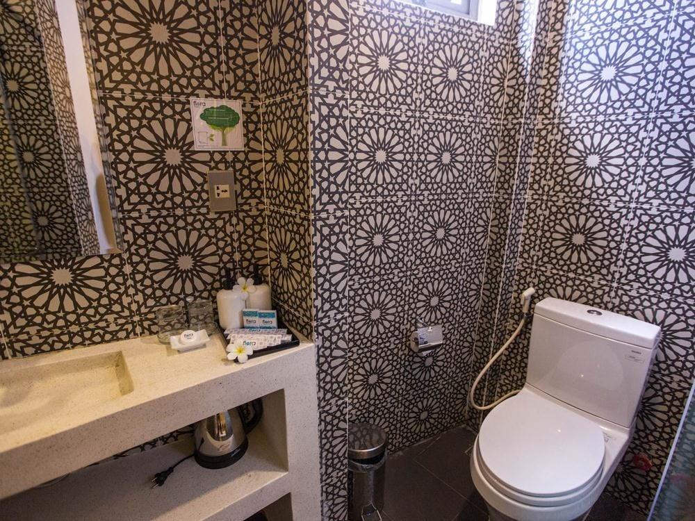 Phòng Standard Twin City View - Khách Sạn Flora Đà Nẵng