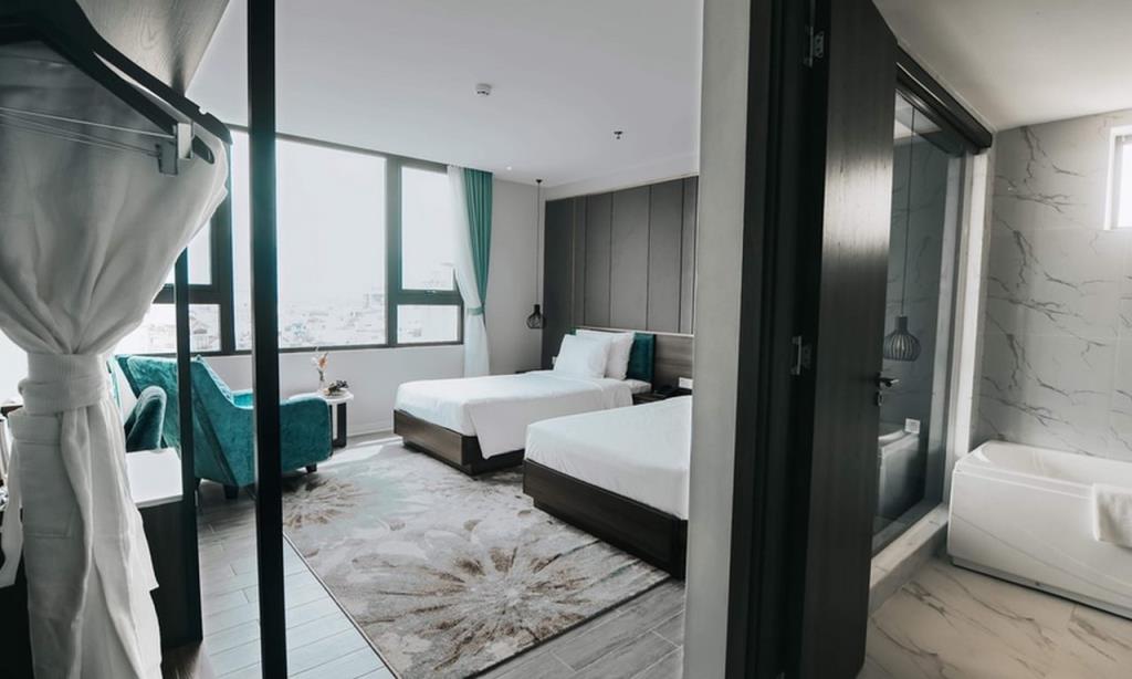 Deluxe Twin Room (Panorama view) - Khách sạn Lupin Luxury Boutique Đà Nẵng