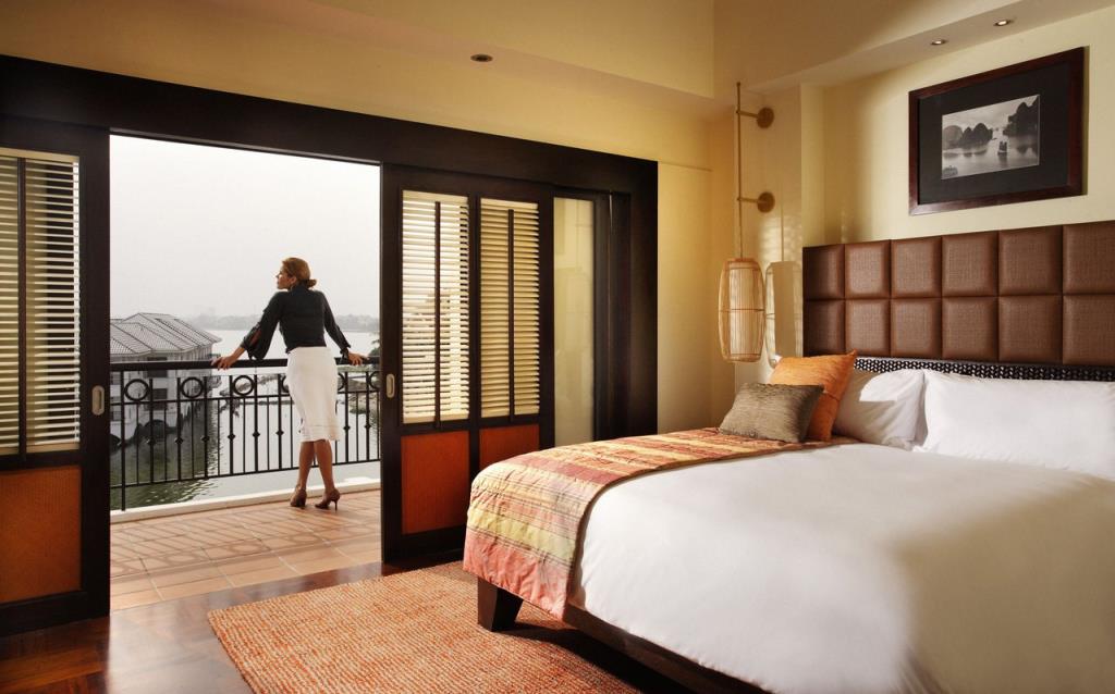 Classic City View King / Classic City View Twin - Khách Sạn InterContinental Westlake Hà Nội