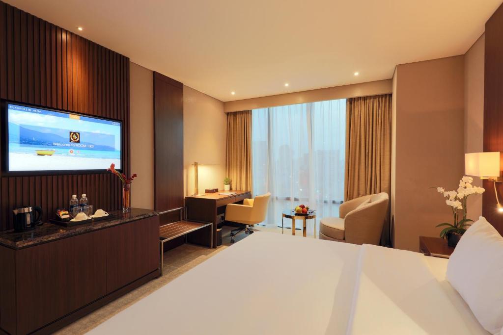 Phòng Deluxe Đôi (1 giường đôi hoặc 2 giường đơn) - Khách sạn Grand Vista Hà Nội