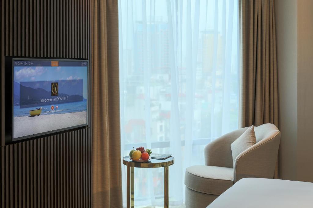 Phòng Executive 1 giường đôi hoặc 2 giường đơn hướng phố - Khách sạn Grand Vista Hà Nội