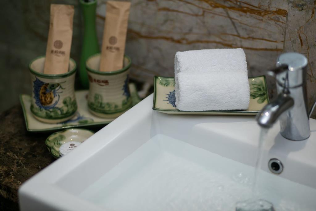 Phòng Romance Classic - Khách sạn Hà Nội Pearl Hotel