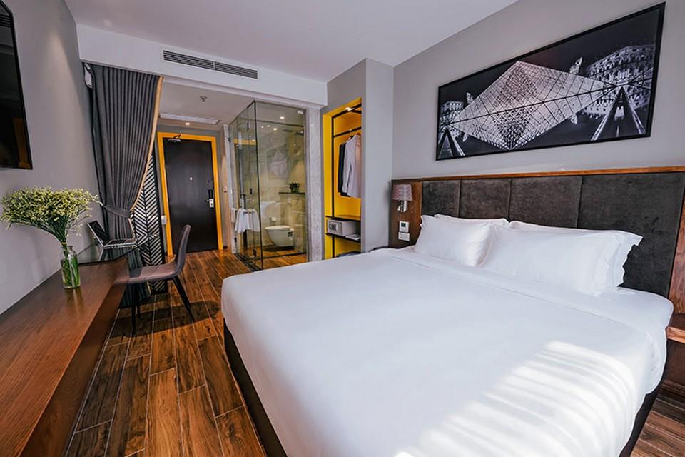 Phòng Deluxe Giường Đôi Hướng Phố - Khách Sạn Grand Cititel Hà Nội 