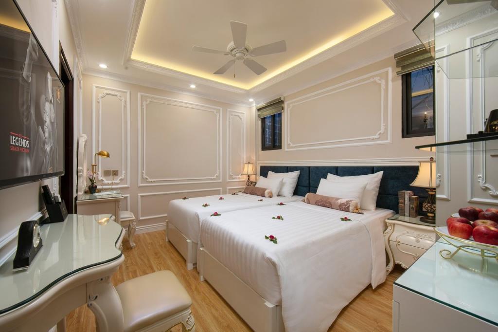 Phòng Superior Double/Twin - Khách sạn Royal Holiday Hanoi