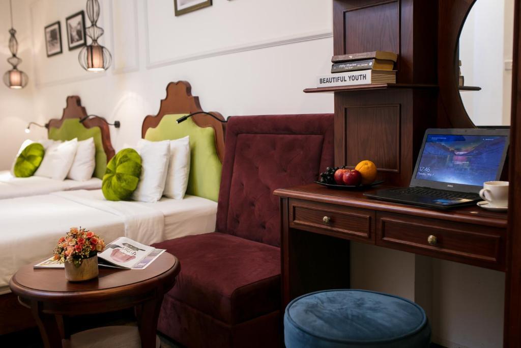 Phòng Suite Deluxe Gia Đình - Khách Sạn Vision Premier