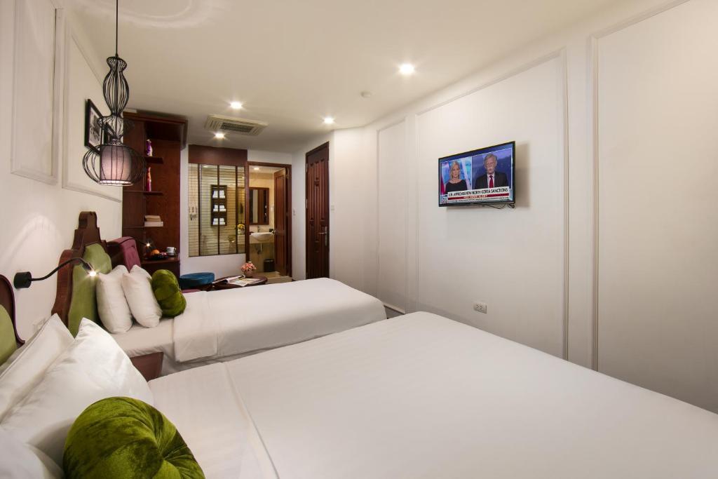 Phòng Suite Deluxe Gia Đình - Khách Sạn Vision Premier