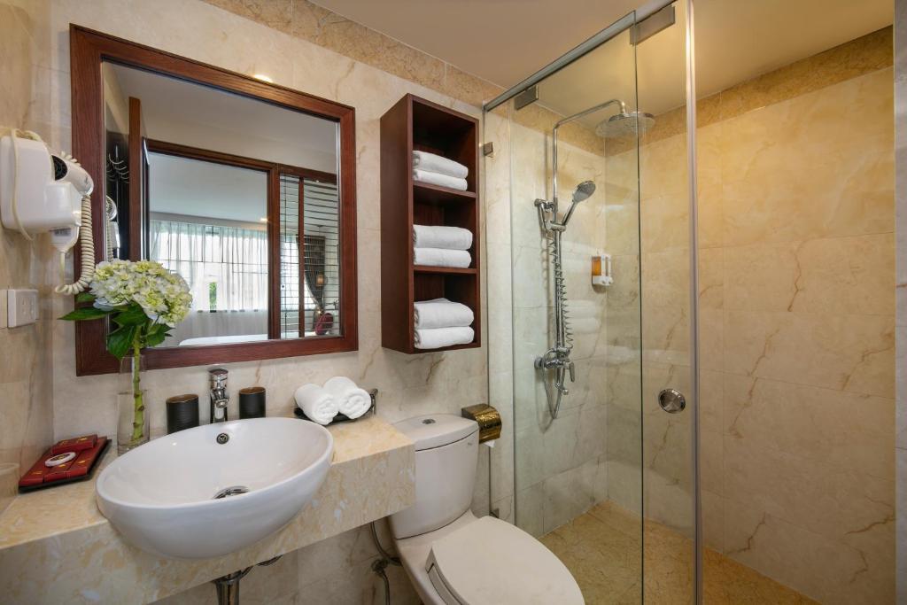 Phòng Suite Deluxe Gia Đình - Khách Sạn Vision Premier