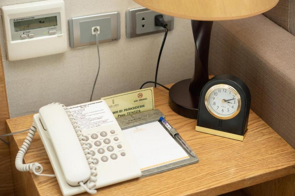 Executive Giường Đôi/2 Giường Đơn Hướng Phố - Khách Sạn Parkside Sunline Hanoi