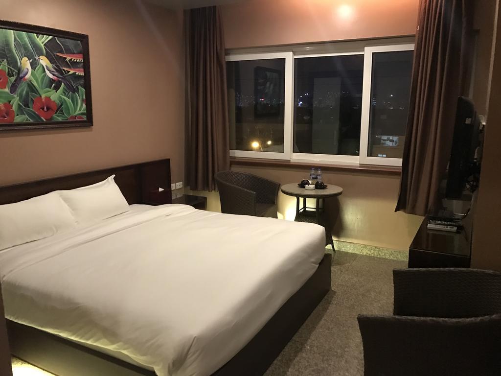Standard Double Room - Khách sạn Hà Nội Le Grand