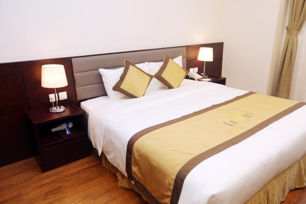 Phòng Deluxe Double - Khách sạn Lenid Thợ Nhuộm