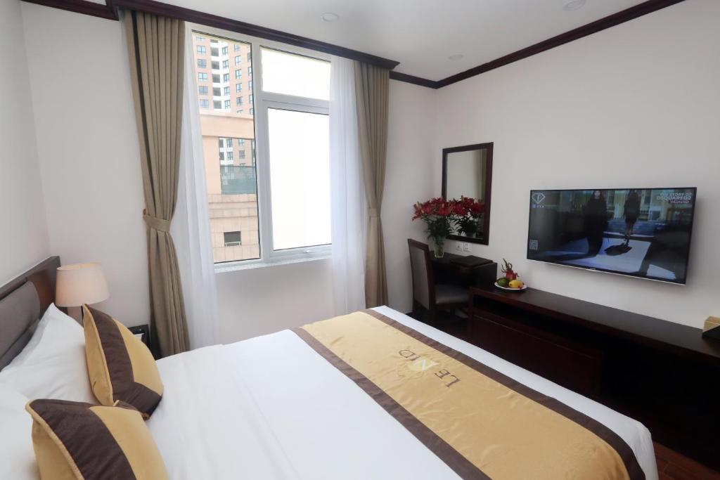 Phòng Deluxe Double - Khách sạn Lenid Thợ Nhuộm