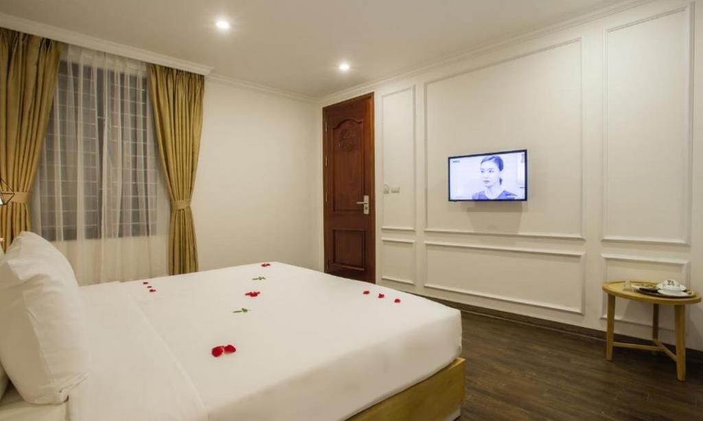 Deluxe Double/Twin - Khách Sạn Hà Nội A83