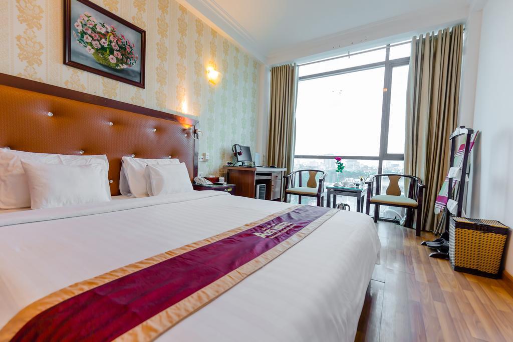 Deluxe Suite - Khách sạn A25 - Thanh Nhàn