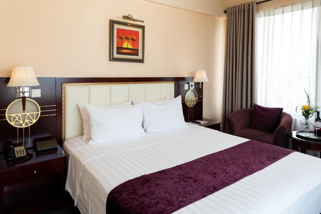 Superior Double/ Twin - Khách Sạn Flower Garden Hanoi