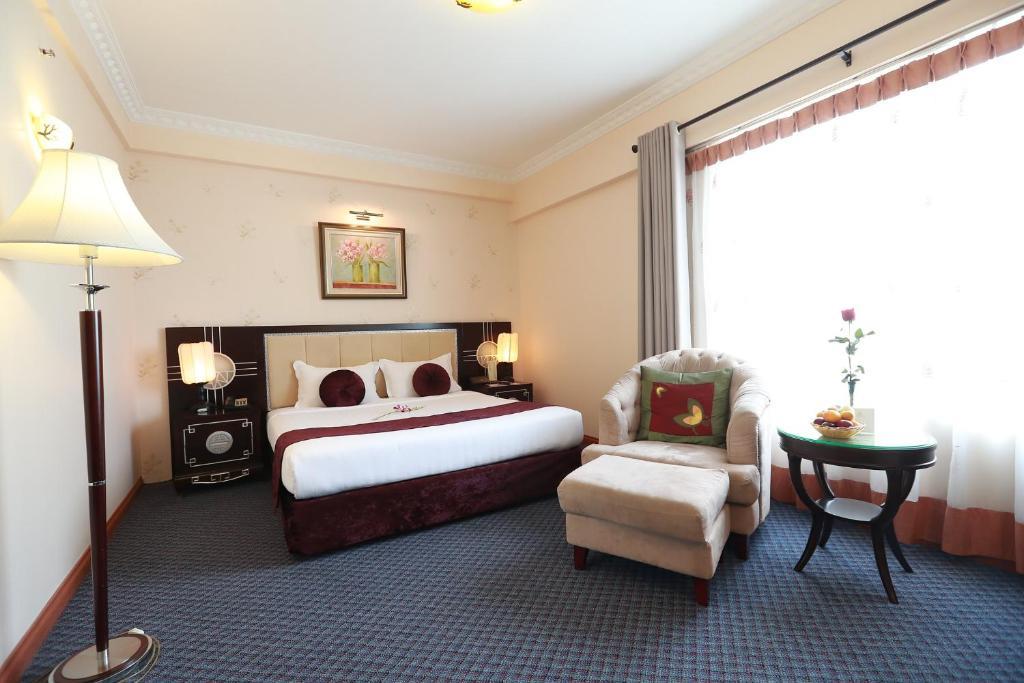Executive Deluxe Double/ Twin - Khách Sạn Flower Garden Hanoi