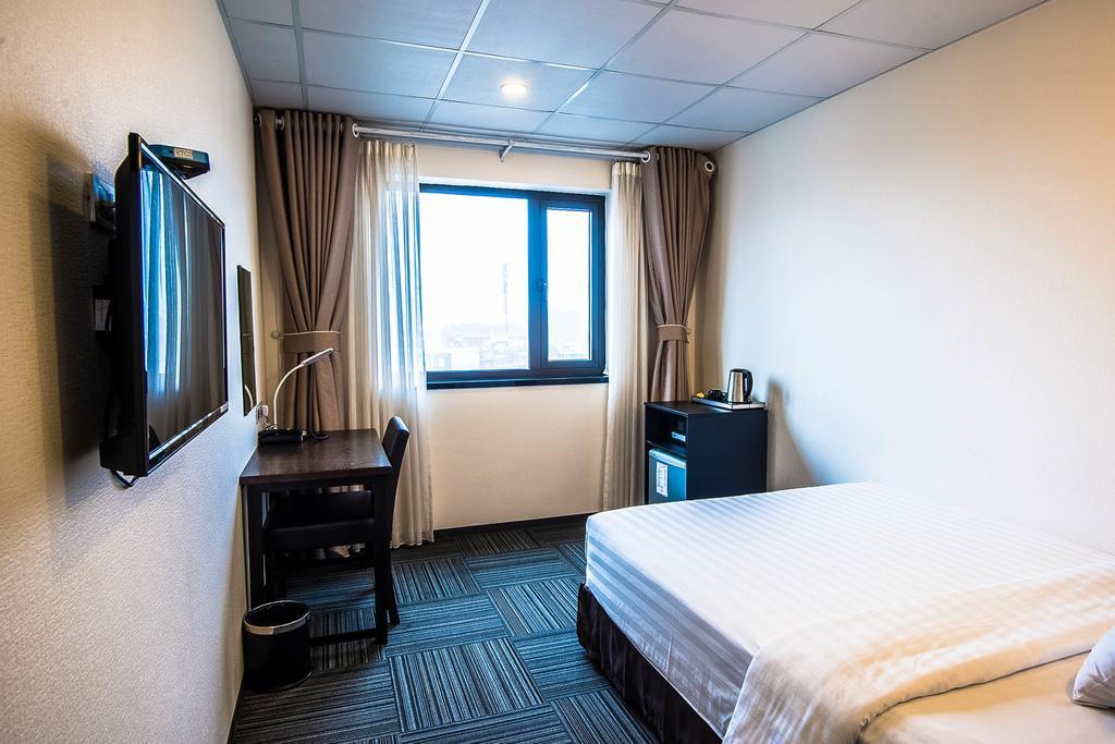 Superior Smoking - Khách Sạn Sakura 3 Hà Nội