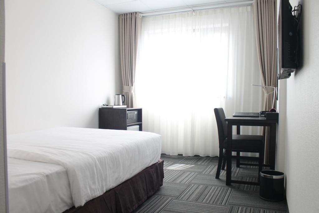 Superior Smoking - Khách Sạn Sakura 3 Hà Nội