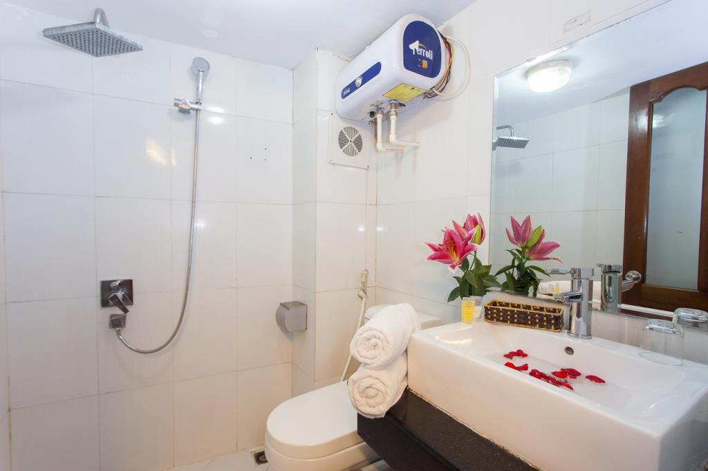 Phòng đôi - Khách Sạn Rendezvous Boutique