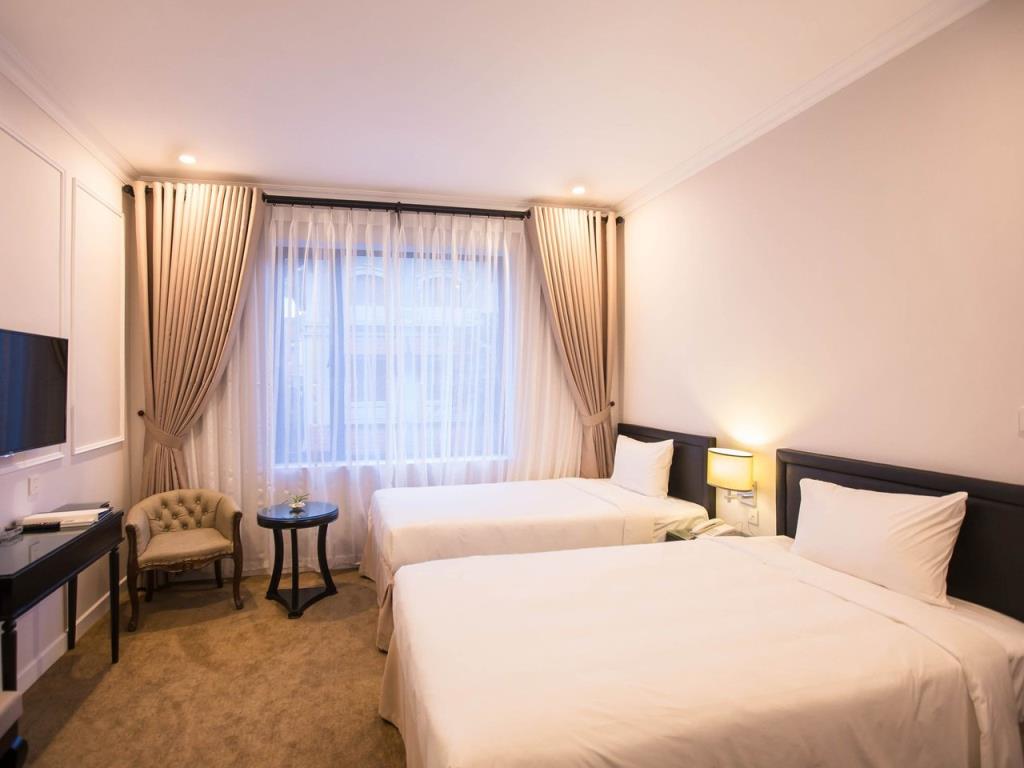 Suite Twin Room - Khách Sạn Dinh Elegant Hà Nội