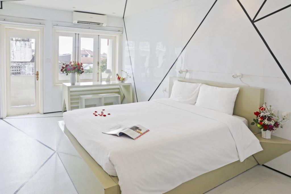 Deluxe Espana - Khách Sạn Thăng Long Espana