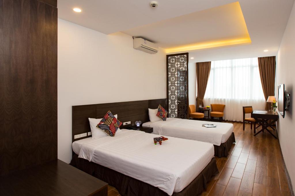 Phòng Espana Suite - Khách Sạn Thăng Long Espana