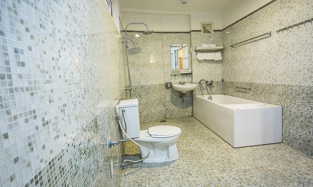 Suite Room - Khách Sạn Mỹ Lan Hà Nội