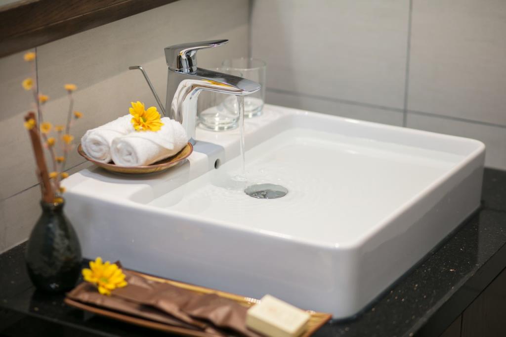 Deluxe One Bedroom Apartment - Khách Sạn The Bloom Hà Nội