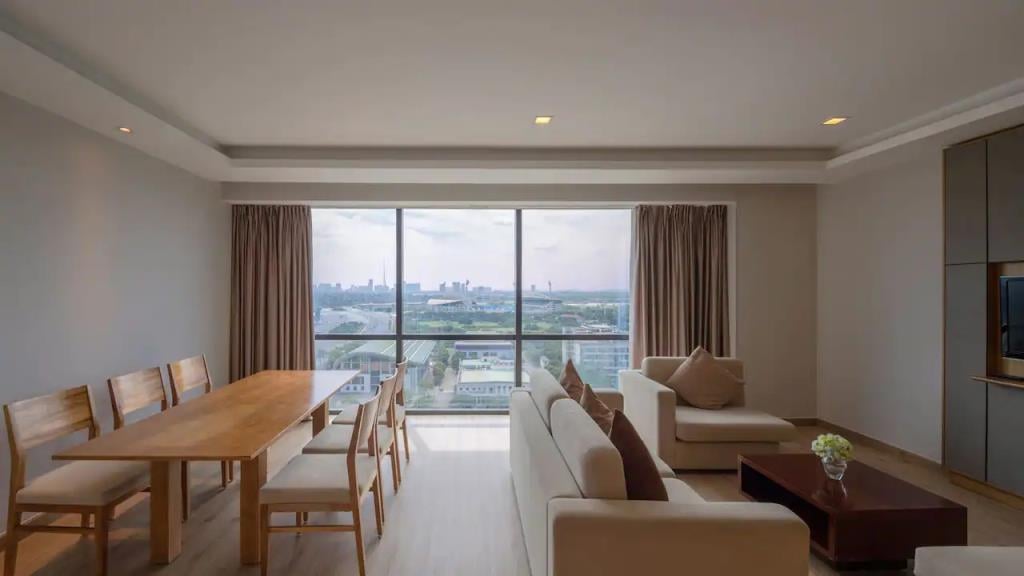 3-Bedroom Suite with Kitchenette (Residence Wing) - Khách sạn Hyatt Regency West Hanoi