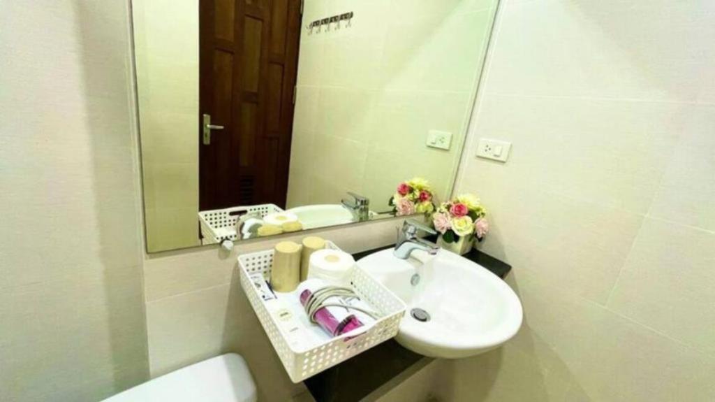 Deluxe Double Room - HB Hotel & Apartment Trần Quý Kiên