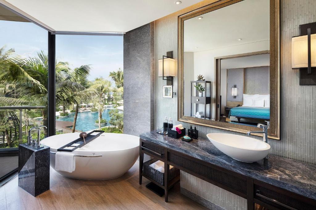 1 King 1 Single Residence - InterContinental Phú Quốc Long Beach Resort