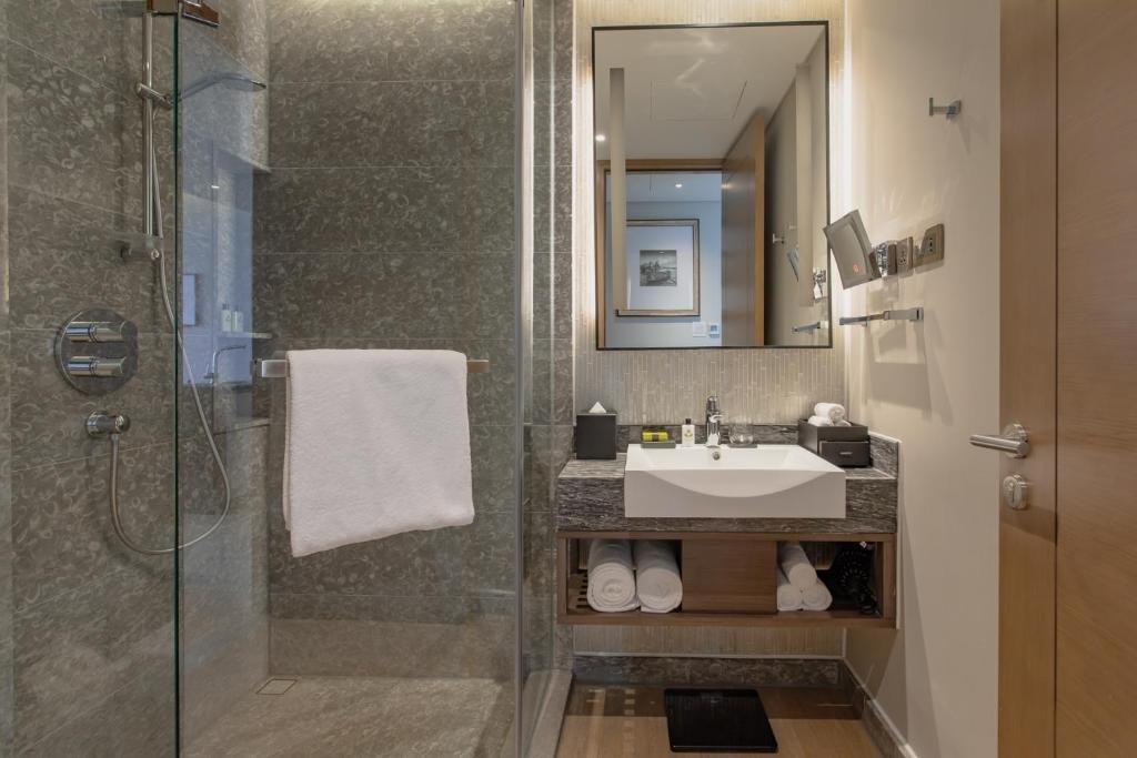 1 King Residence Long Beach View - InterContinental Phú Quốc Long Beach Resort