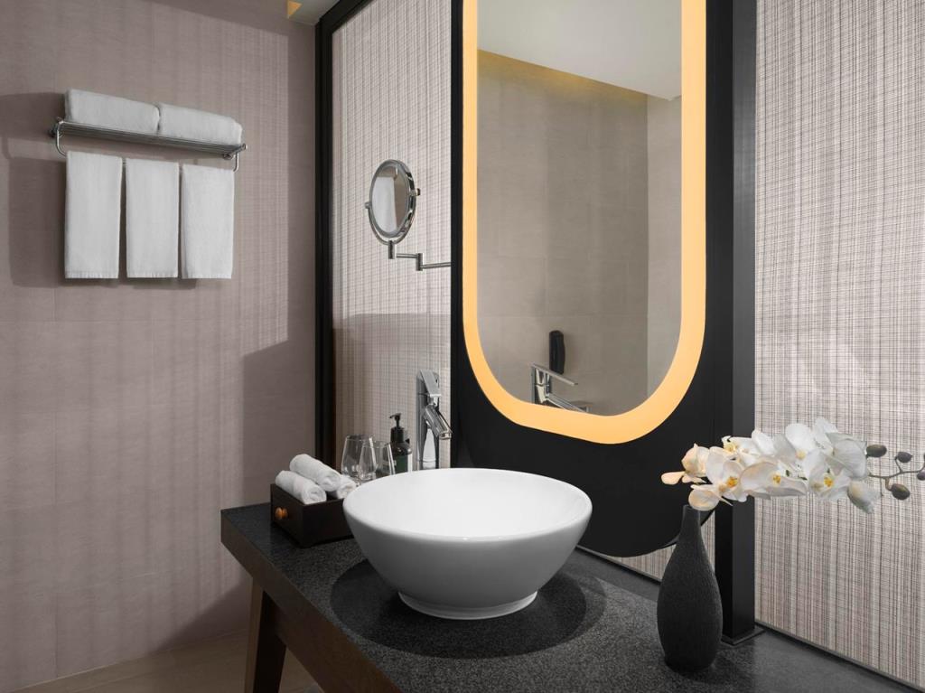 Standard with Ocean View - Crowne Plaza Phú Quốc Starbay Resort