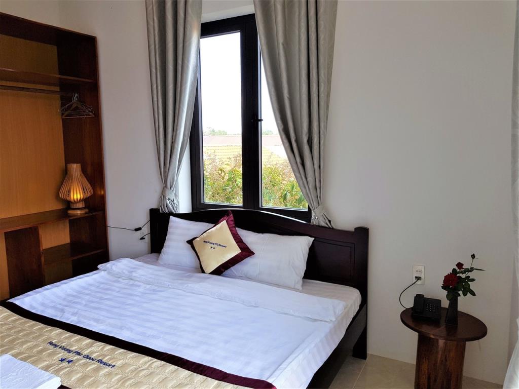 Deluxe Room with Pool View - Hùng Vương Resort Phú Quốc