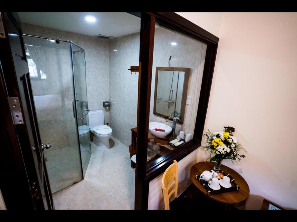 Deluxe Double/ Twin hướng vườn - Vela Phú Quốc Resort