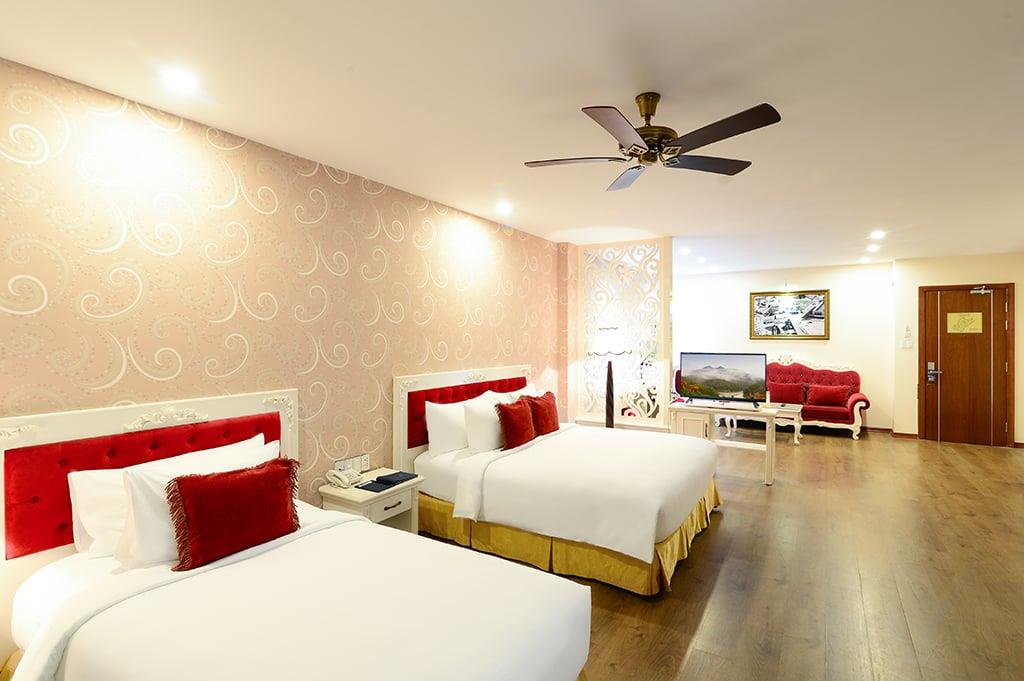 City Junior Suite Triple - Khách sạn Ladalat