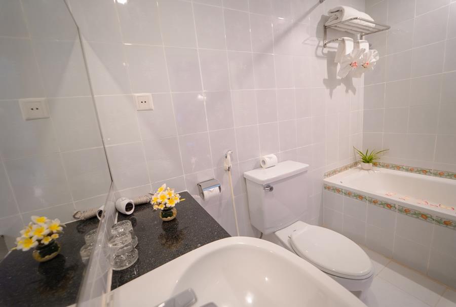 Deluxe River View - Khách Sạn Century Riverside Huế