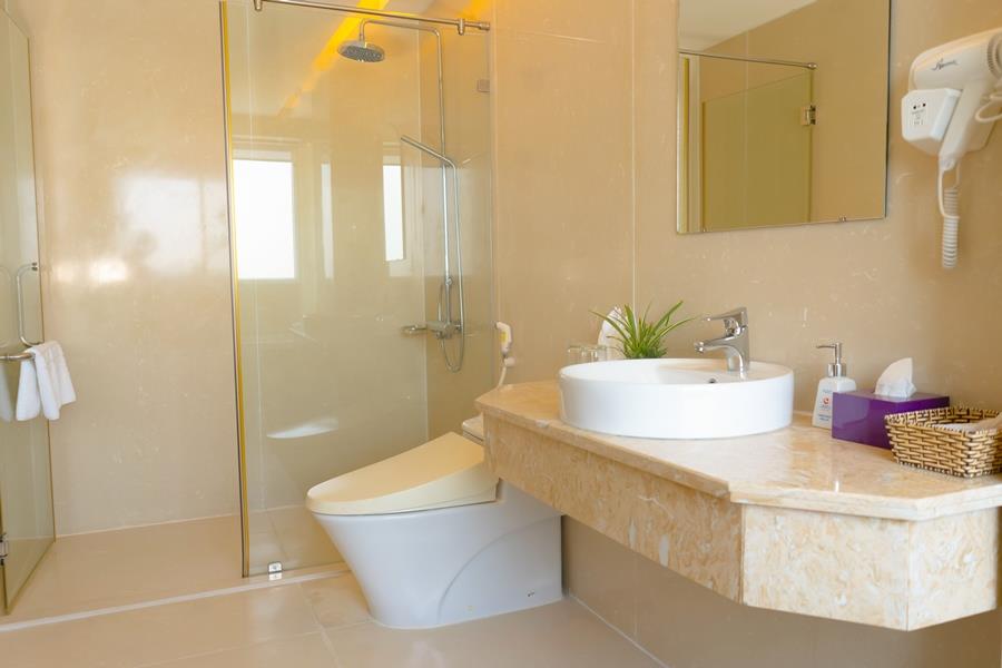 Grand Suite  - Khách Sạn Century Riverside Huế
