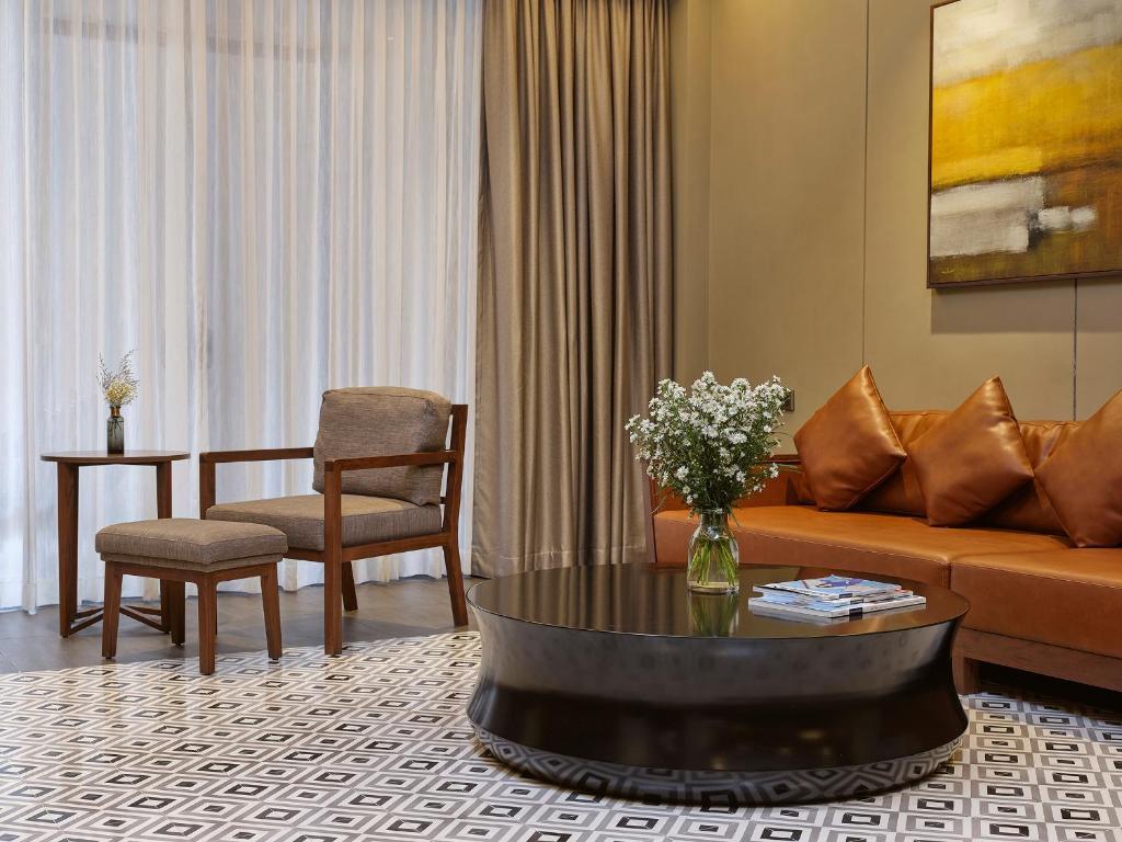 Premier Suite - Khách sạn Senna Huế
