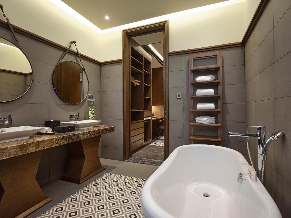 Duplex Suite - Khách sạn Senna Huế