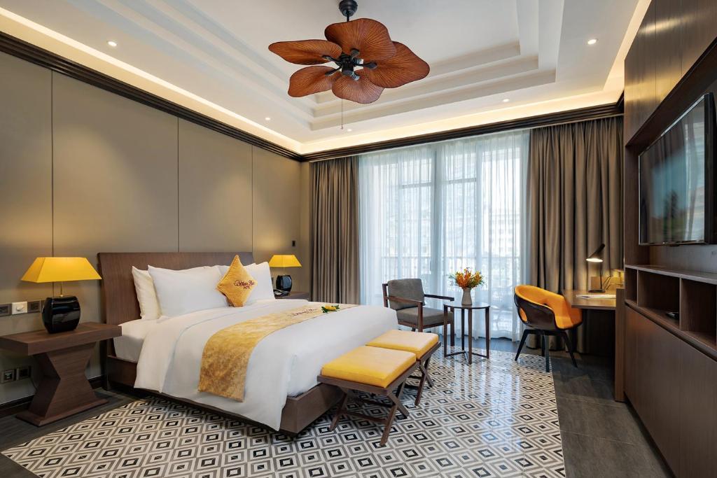Duplex Suite - Khách sạn Senna Huế