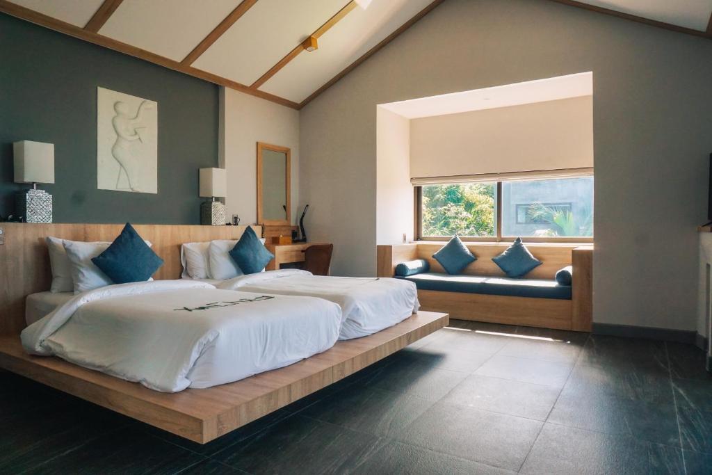 3 Bedrooms Hillside Pool Villa - Vedana Lagoon Resort & Spa