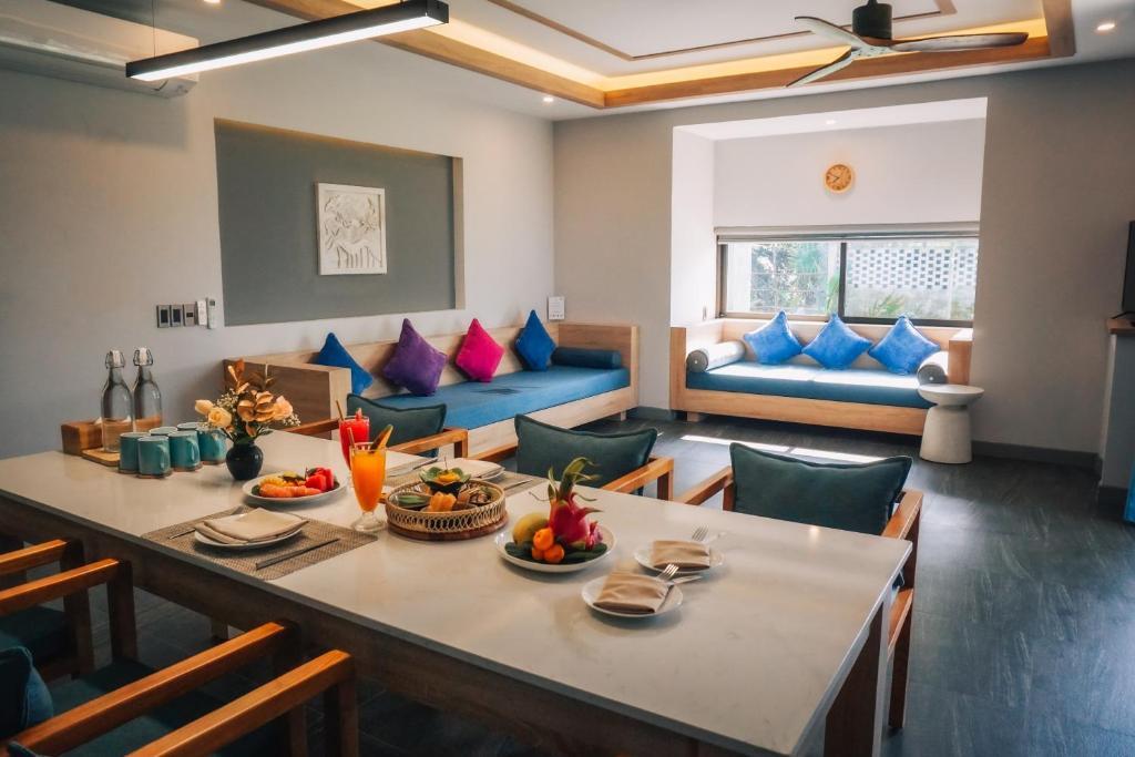 3 Bedrooms Hillside Pool Villa - Vedana Lagoon Resort & Spa