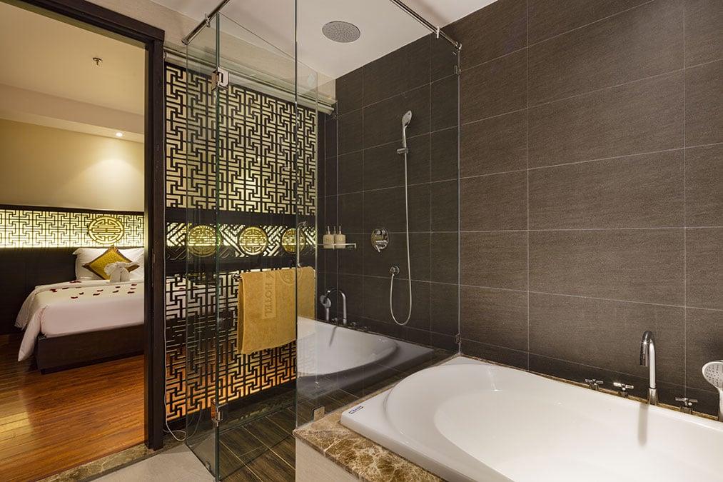 Boutique Deluxe - Khách sạn Thanh Lịch Royal Boutique
