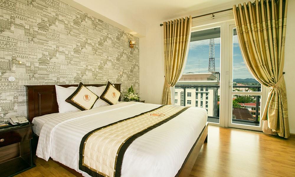 Deluxe City View - Khách Sạn Midtown Huế